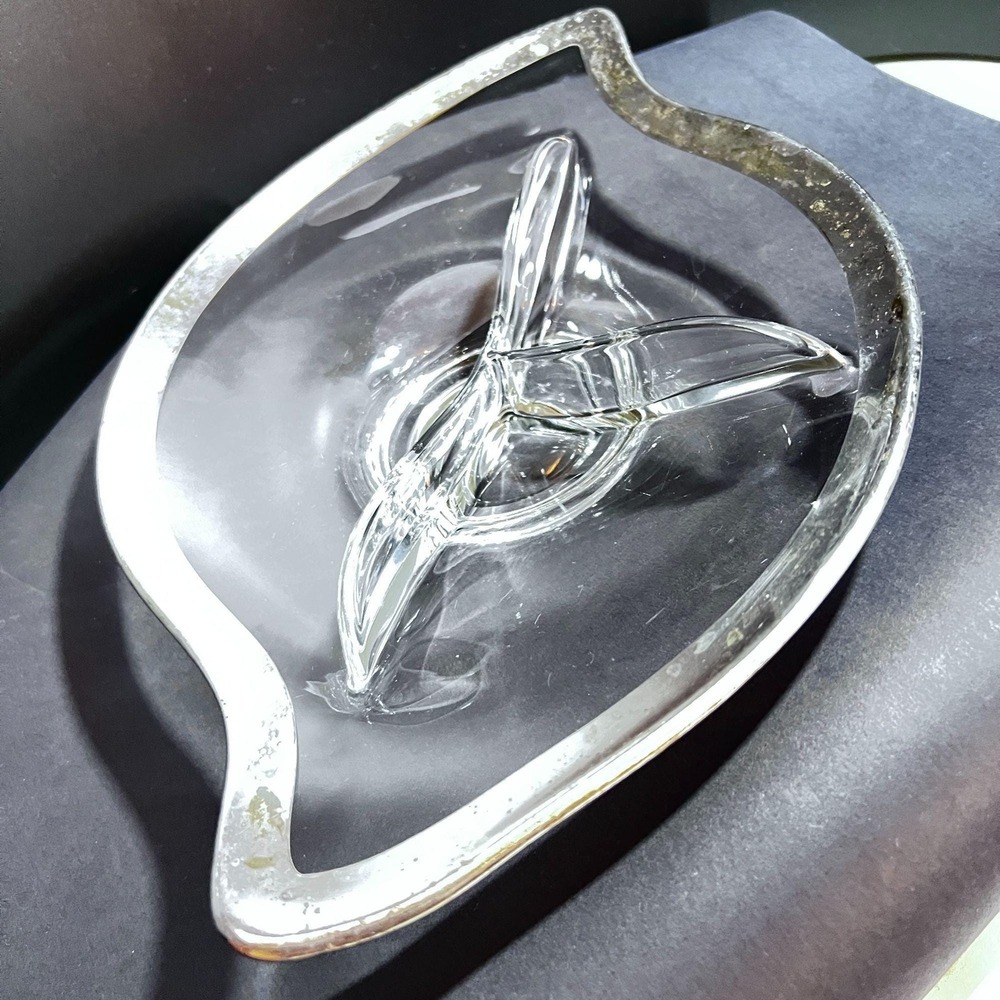 Vtg‎ Divided Relish Serving Dish Silver Plated Trim Art Clear Glass MCM Retro
